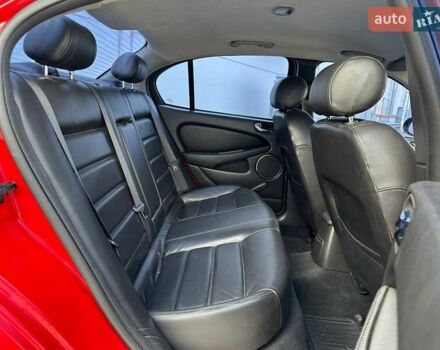 Красный Ягуар Х-Тайп, объемом двигателя 2 л и пробегом 280 тыс. км за 4790 $, фото 10 на Automoto.ua