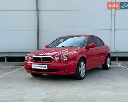 Красный Ягуар Х-Тайп, объемом двигателя 2 л и пробегом 280 тыс. км за 4790 $, фото 3 на Automoto.ua