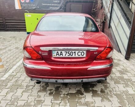 Красный Ягуар Х-Тайп, объемом двигателя 2.5 л и пробегом 237 тыс. км за 4250 $, фото 2 на Automoto.ua
