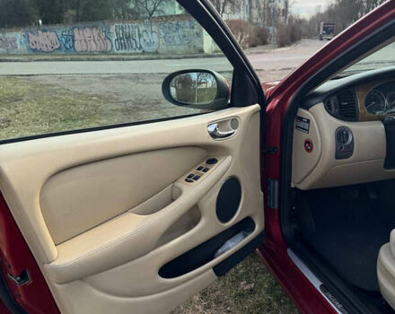 Красный Ягуар Х-Тайп, объемом двигателя 2.1 л и пробегом 197 тыс. км за 6100 $, фото 8 на Automoto.ua