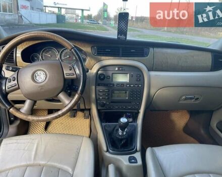 Ягуар Х-Тайп, объемом двигателя 2 л и пробегом 290 тыс. км за 3850 $, фото 6 на Automoto.ua