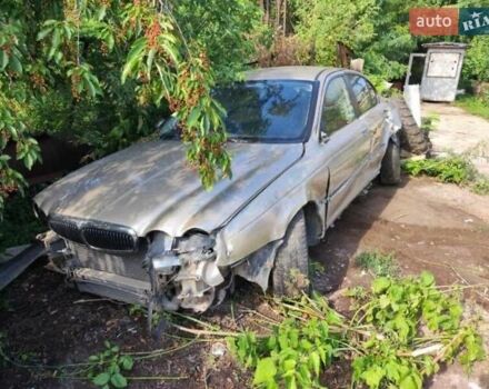 Желтый Ягуар Х-Тайп, объемом двигателя 2 л и пробегом 150 тыс. км за 1200 $, фото 1 на Automoto.ua