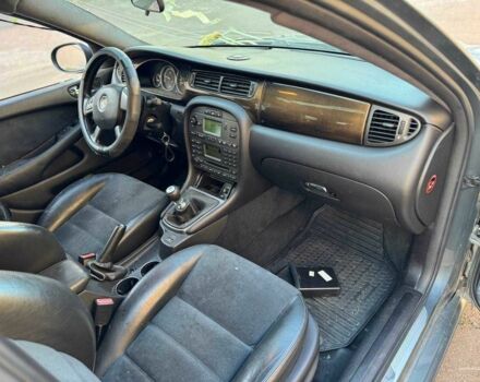 Серый Ягуар Х-Тайп, объемом двигателя 2 л и пробегом 350 тыс. км за 3300 $, фото 17 на Automoto.ua