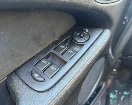 Серый Ягуар Х-Тайп, объемом двигателя 2 л и пробегом 350 тыс. км за 3300 $, фото 7 на Automoto.ua