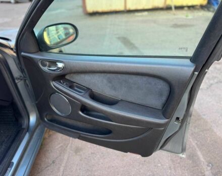 Серый Ягуар Х-Тайп, объемом двигателя 2 л и пробегом 350 тыс. км за 3300 $, фото 11 на Automoto.ua