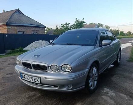 Серый Ягуар Х-Тайп, объемом двигателя 2.1 л и пробегом 218 тыс. км за 5000 $, фото 1 на Automoto.ua