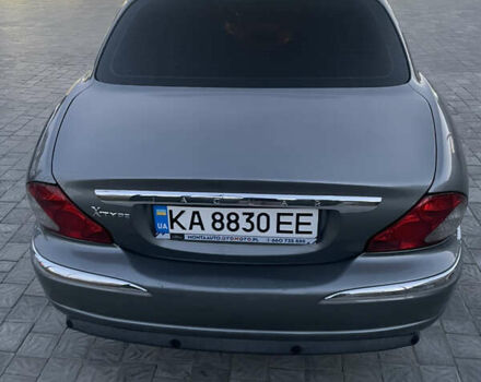 Серый Ягуар Х-Тайп, объемом двигателя 2 л и пробегом 245 тыс. км за 4800 $, фото 10 на Automoto.ua