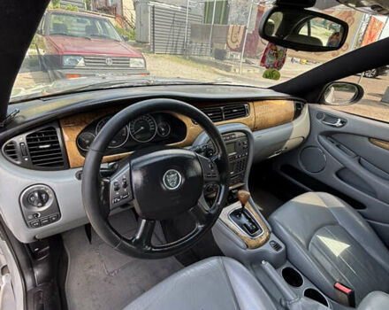 Сірий Ягуар Х-Тайп, об'ємом двигуна 2.5 л та пробігом 250 тис. км за 5600 $, фото 14 на Automoto.ua