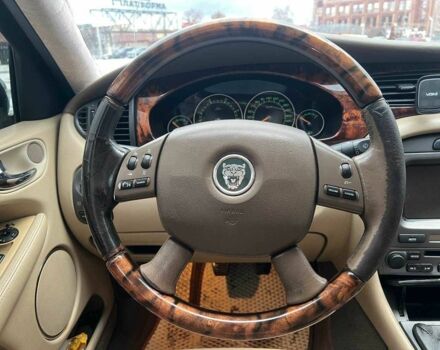 Серый Ягуар Х-Тайп, объемом двигателя 0 л и пробегом 252 тыс. км за 4990 $, фото 13 на Automoto.ua