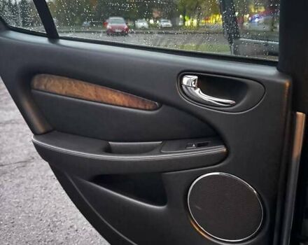 Серый Ягуар Х-Тайп, объемом двигателя 2 л и пробегом 380 тыс. км за 4500 $, фото 11 на Automoto.ua