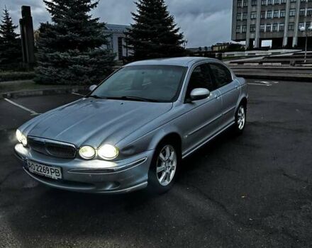 Серый Ягуар Х-Тайп, объемом двигателя 2 л и пробегом 380 тыс. км за 4500 $, фото 2 на Automoto.ua