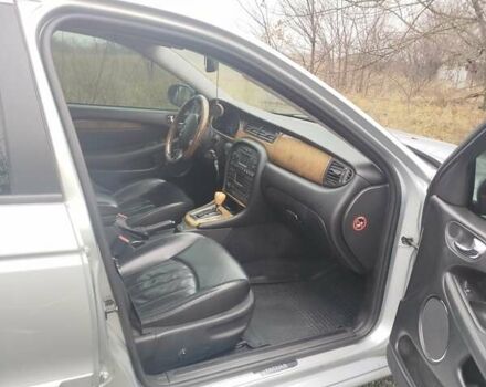 Серый Ягуар Х-Тайп, объемом двигателя 2.5 л и пробегом 299 тыс. км за 5200 $, фото 10 на Automoto.ua