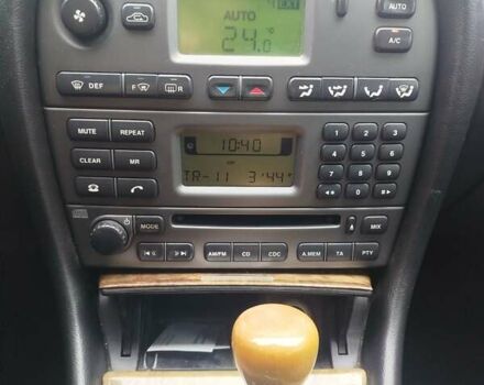 Серый Ягуар Х-Тайп, объемом двигателя 2.5 л и пробегом 299 тыс. км за 5200 $, фото 6 на Automoto.ua