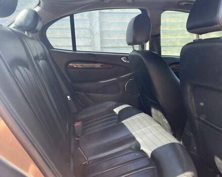 Сірий Ягуар Х-Тайп, об'ємом двигуна 2.1 л та пробігом 201 тис. км за 5800 $, фото 3 на Automoto.ua