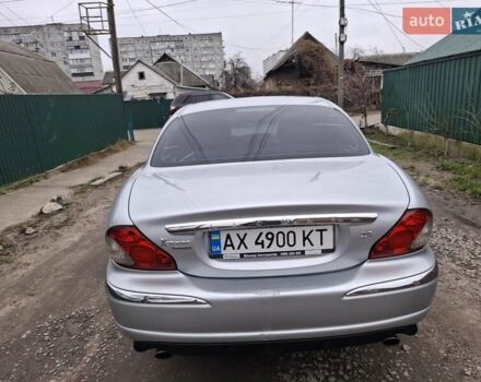 Серый Ягуар Х-Тайп, объемом двигателя 2.5 л и пробегом 242 тыс. км за 5700 $, фото 7 на Automoto.ua