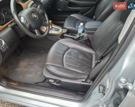 Серый Ягуар Х-Тайп, объемом двигателя 2.5 л и пробегом 242 тыс. км за 5700 $, фото 32 на Automoto.ua