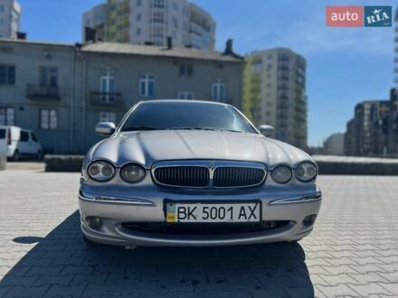 Ягуар Х-Тайп 2001 у Львові на Automoto.ua Сірий Ягуар Х-Тайп, об'ємом двигуна 2.5 л та пробігом 205 тис. км за 4400 $, фото 1 на Automoto.ua