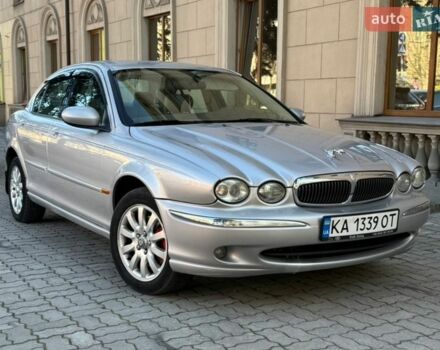 Серый Ягуар Х-Тайп, объемом двигателя 2.5 л и пробегом 270 тыс. км за 3650 $, фото 1 на Automoto.ua