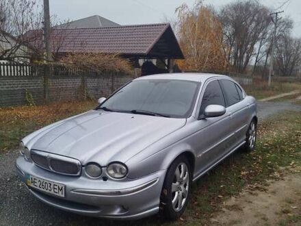 Сірий Ягуар Х-Тайп, об'ємом двигуна 2.5 л та пробігом 299 тис. км за 5200 $, фото 1 на Automoto.ua