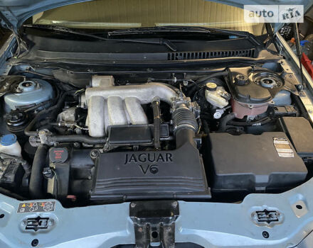 Синий Ягуар Х-Тайп, объемом двигателя 2.5 л и пробегом 127 тыс. км за 8000 $, фото 27 на Automoto.ua
