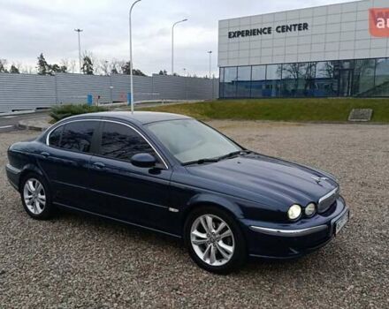 Синий Ягуар Х-Тайп, объемом двигателя 2.5 л и пробегом 114 тыс. км за 6000 $, фото 1 на Automoto.ua