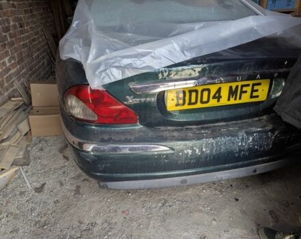 Зеленый Ягуар Х-Тайп, объемом двигателя 0 л и пробегом 100 тыс. км за 2600 $, фото 1 на Automoto.ua