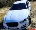 Белый Ягуар XE, объемом двигателя 2 л и пробегом 211 тыс. км за 16600 $, фото 3 на Automoto.ua