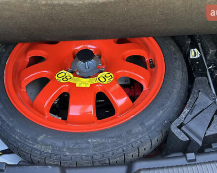 Белый Ягуар XE, объемом двигателя 2 л и пробегом 115 тыс. км за 14500 $, фото 17 на Automoto.ua