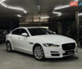 Белый Ягуар XE, объемом двигателя 2 л и пробегом 51 тыс. км за 15500 $, фото 1 на Automoto.ua