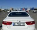 Білий Ягуар XE, об'ємом двигуна 2 л та пробігом 156 тис. км за 15800 $, фото 1 на Automoto.ua