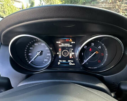 Белый Ягуар XE, объемом двигателя 2 л и пробегом 115 тыс. км за 14500 $, фото 10 на Automoto.ua