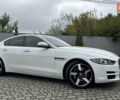 Белый Ягуар XE, объемом двигателя 2 л и пробегом 137 тыс. км за 16950 $, фото 3 на Automoto.ua