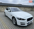 Белый Ягуар XE, объемом двигателя 2 л и пробегом 79 тыс. км за 17000 $, фото 1 на Automoto.ua