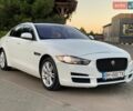 Белый Ягуар XE, объемом двигателя 2 л и пробегом 133 тыс. км за 11500 $, фото 1 на Automoto.ua
