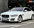 Белый Ягуар XE, объемом двигателя 2 л и пробегом 67 тыс. км за 13500 $, фото 1 на Automoto.ua