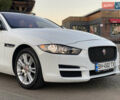 Белый Ягуар XE, объемом двигателя 2 л и пробегом 133 тыс. км за 14800 $, фото 9 на Automoto.ua