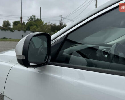 Белый Ягуар XE, объемом двигателя 2 л и пробегом 137 тыс. км за 16950 $, фото 20 на Automoto.ua