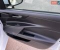 Белый Ягуар XE, объемом двигателя 2 л и пробегом 68 тыс. км за 16700 $, фото 6 на Automoto.ua