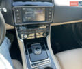 Белый Ягуар XE, объемом двигателя 2 л и пробегом 120 тыс. км за 13400 $, фото 10 на Automoto.ua