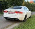 Білий Ягуар XE, об'ємом двигуна 2 л та пробігом 155 тис. км за 12500 $, фото 9 на Automoto.ua