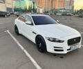 Белый Ягуар XE, объемом двигателя 2 л и пробегом 100 тыс. км за 15500 $, фото 3 на Automoto.ua