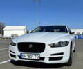 Білий Ягуар XE, об'ємом двигуна 2 л та пробігом 79 тис. км за 13000 $, фото 1 на Automoto.ua