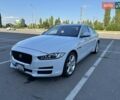 Белый Ягуар XE, объемом двигателя 2 л и пробегом 78 тыс. км за 16800 $, фото 1 на Automoto.ua