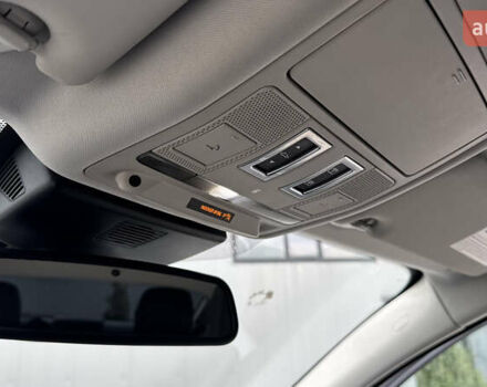 Белый Ягуар XE, объемом двигателя 2 л и пробегом 137 тыс. км за 16950 $, фото 56 на Automoto.ua