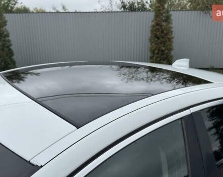 Белый Ягуар XE, объемом двигателя 2 л и пробегом 137 тыс. км за 16950 $, фото 21 на Automoto.ua