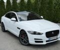 Белый Ягуар XE, объемом двигателя 2 л и пробегом 87 тыс. км за 13900 $, фото 1 на Automoto.ua