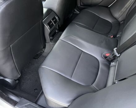 Ягуар XE 2016 у Києві на Automoto.ua Білий Ягуар XE, об'ємом двигуна 2 л та пробігом 72 тис. км за 16900 $, фото 5 на Automoto.ua