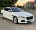 Белый Ягуар XE, объемом двигателя 2 л и пробегом 133 тыс. км за 12999 $, фото 1 на Automoto.ua