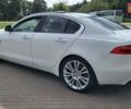Белый Ягуар XE, объемом двигателя 3 л и пробегом 130 тыс. км за 14900 $, фото 5 на Automoto.ua