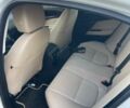 Белый Ягуар XE, объемом двигателя 2 л и пробегом 87 тыс. км за 11200 $, фото 7 на Automoto.ua